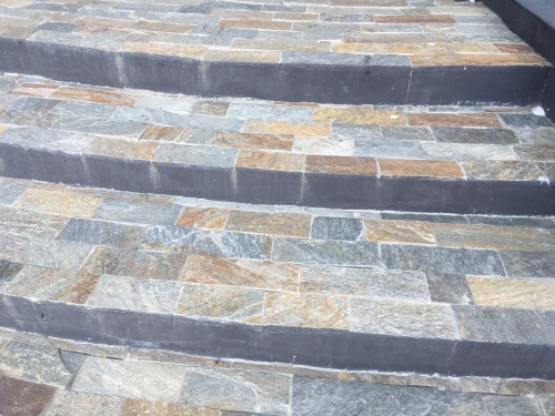 Плитка из Златолита Уральского для лестницы купить в Тульской области