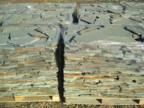 Плитняк златолит зелёный для цоколя, отмостки купить в Тульской области