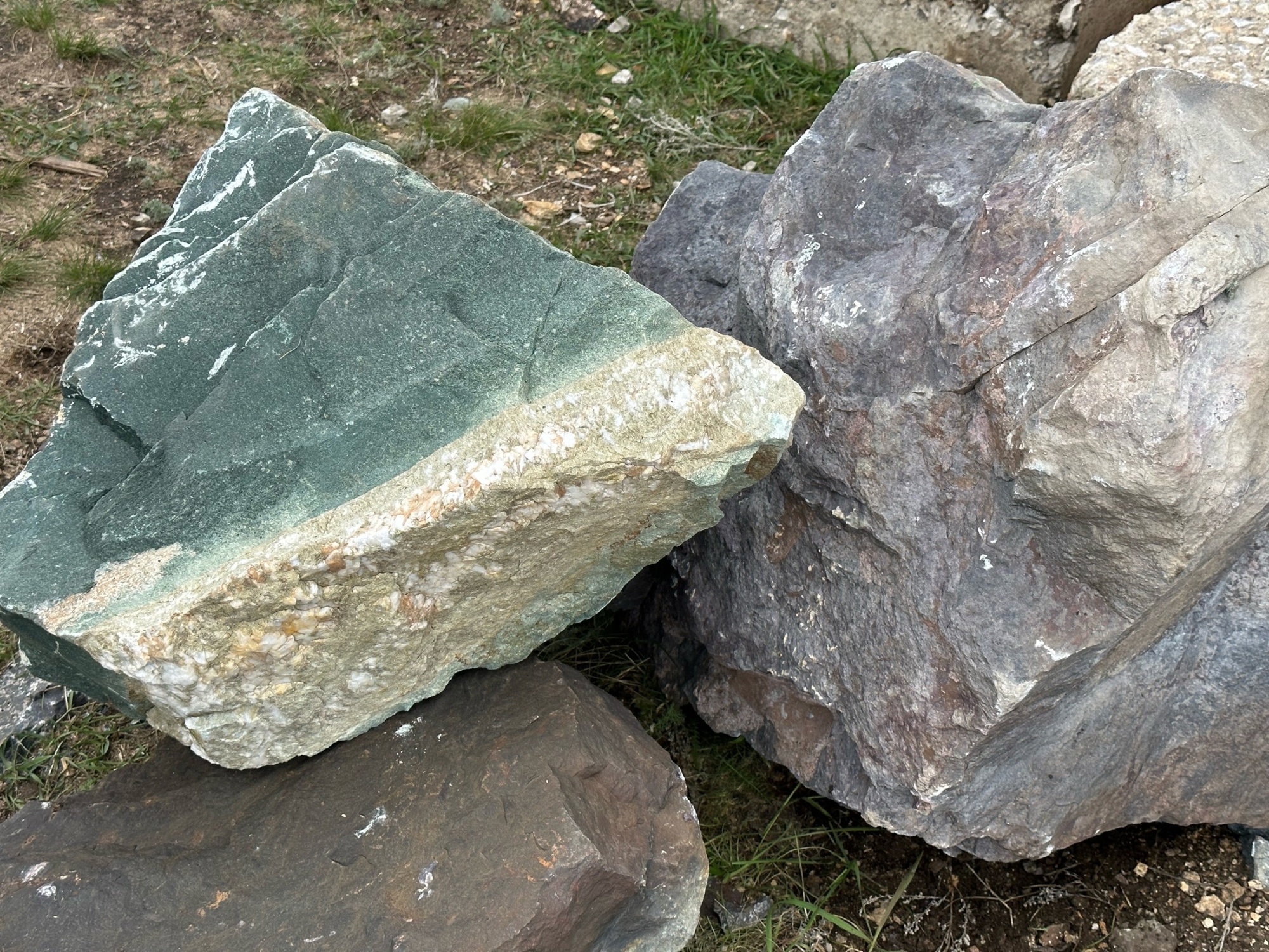 Камни для ландшафтного дизайна зелёные 10-60 килограмм купить в Тульской области