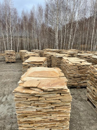 Плитняк златолит жёлтый для фасада 1,5-3 см купить в Тульской области