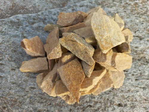 Златолит жёлтый декоративная каменная крошка купить в Тульской области