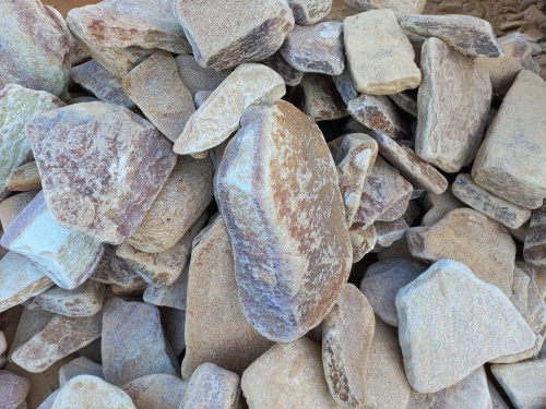 Златолит жёлтый, жёлто-зелёный глыбки и валуны для ланшафтного дизайна купить в Тульской области