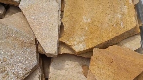 Плитняк златолит жёлтый для фасада 1,5-3 см купить в Тульской области