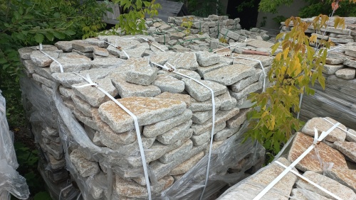 Гранитный плитняк галтованный для парковки купить в Тульской области