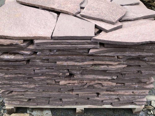 Плитняк лемезит бордовый для облицовки цоколя 20-25 мм  купить в Тульской области