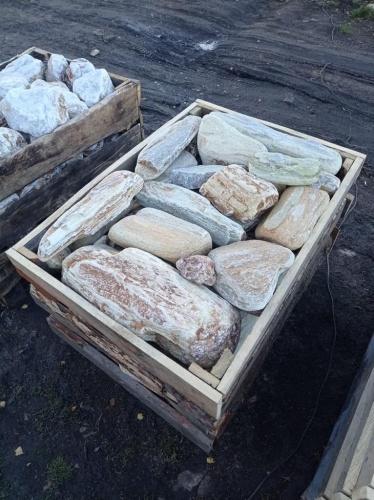 Златолит жёлтый, жёлто-зелёный глыбки и валуны для ланшафтного дизайна купить в Тульской области