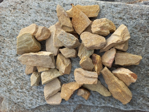 Златолит жёлтый декоративная каменная крошка купить в Тульской области