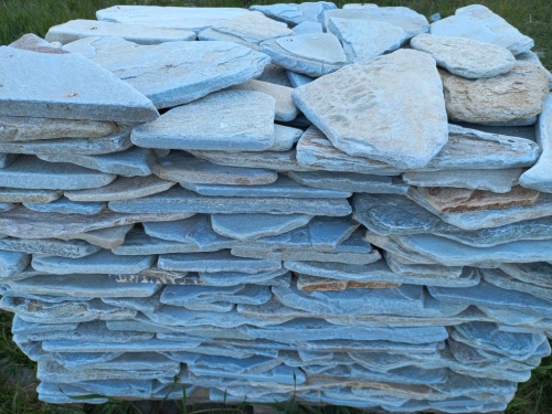 Плитняк златолит зелёный галтованный для цоколя купить в Тульской области